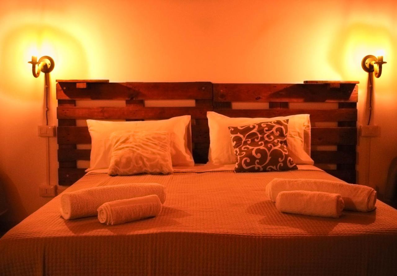 A Rizzilla Guest House Nicotera Buitenkant foto