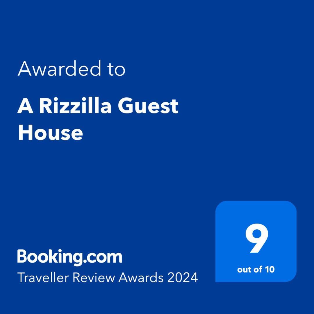 A Rizzilla Guest House Nicotera Buitenkant foto